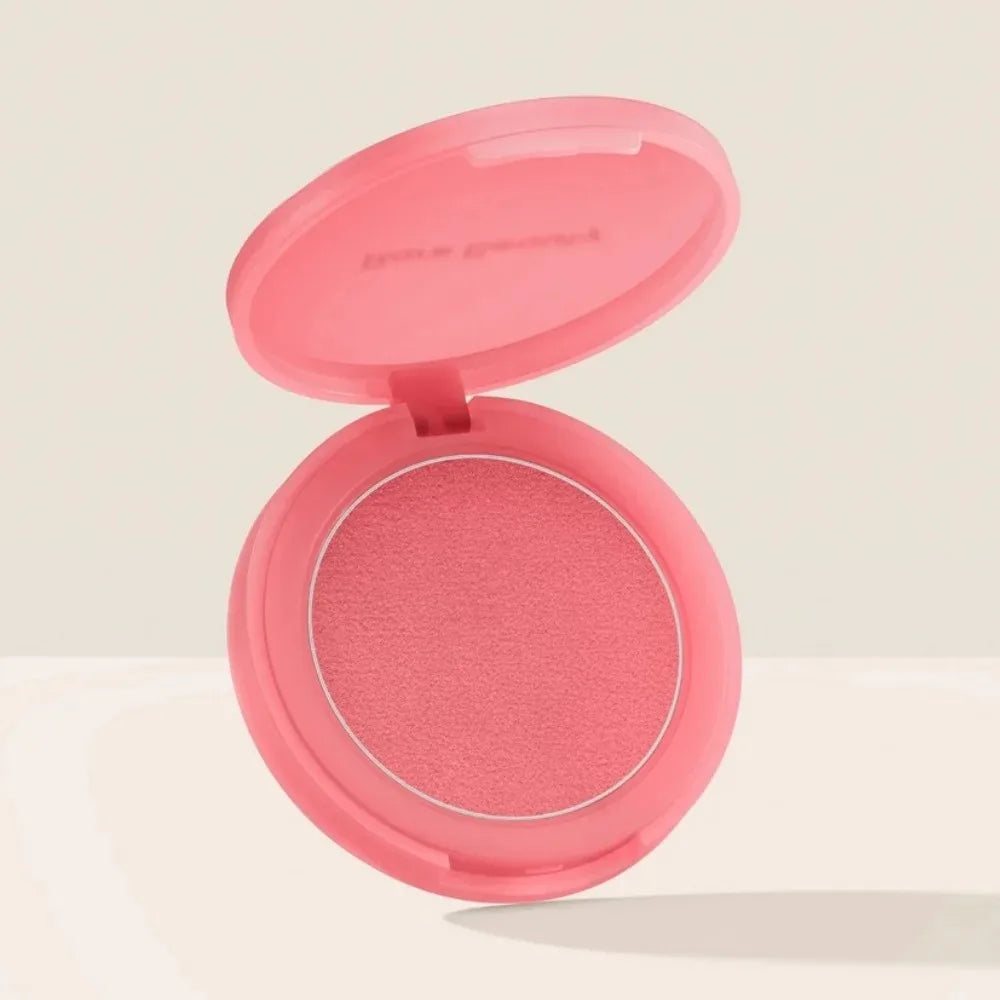 Hydrating Waterproof Lip Gloss – Long-Lasting Moisturizing Shine