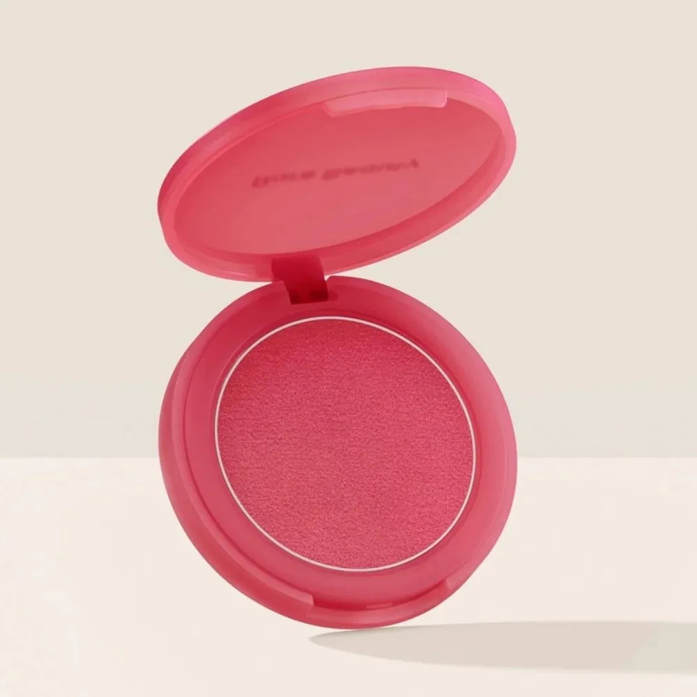 Hydrating Waterproof Lip Gloss – Long-Lasting Moisturizing Shine