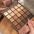 Natural long lasting eyeshadow palette for daily makeup
Blendable eyeshadow palette with smooth color
Professional eye makeup palette for natural look
Soft glam eyeshadow palette for women
Long lasting eye makeup powder palette