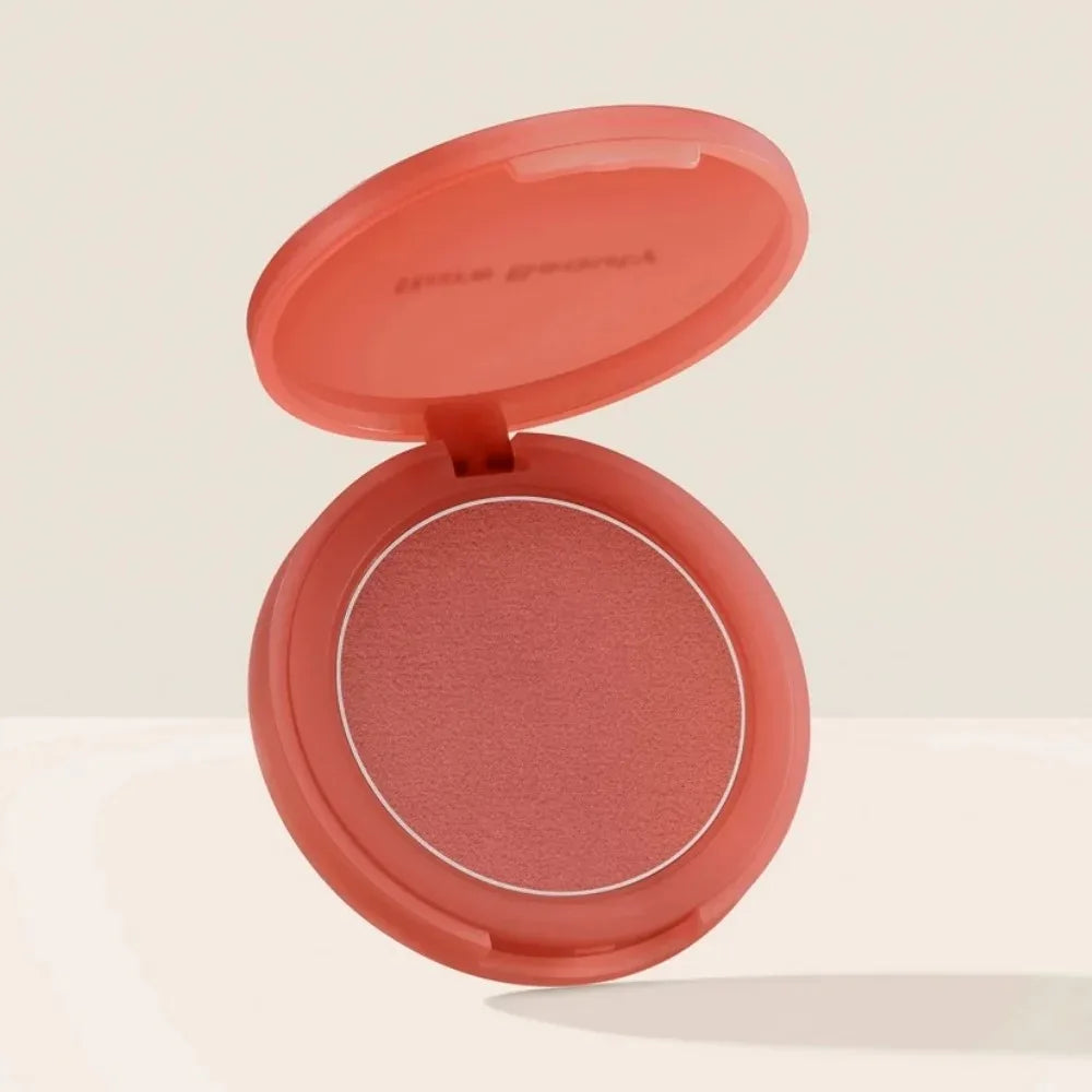 Hydrating Waterproof Lip Gloss – Long-Lasting Moisturizing Shine