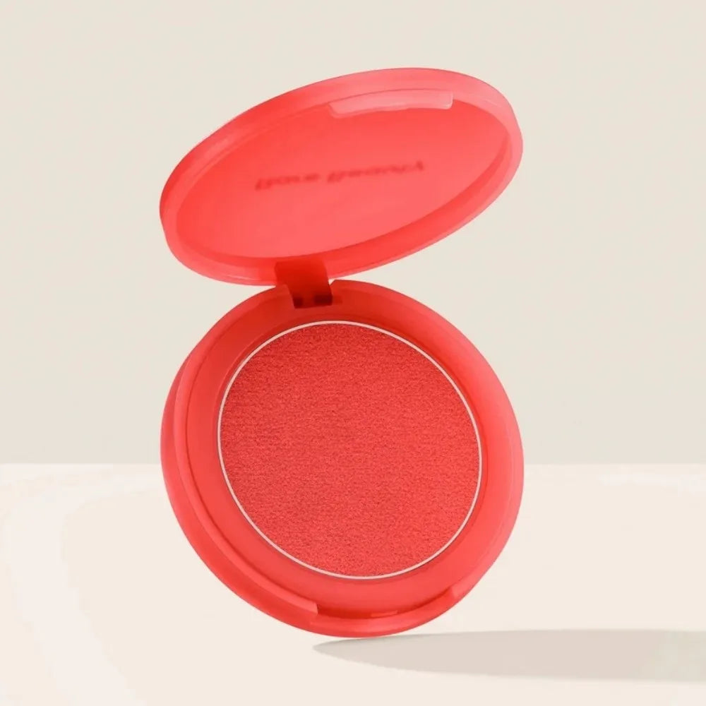 Hydrating Waterproof Lip Gloss – Long-Lasting Moisturizing Shine