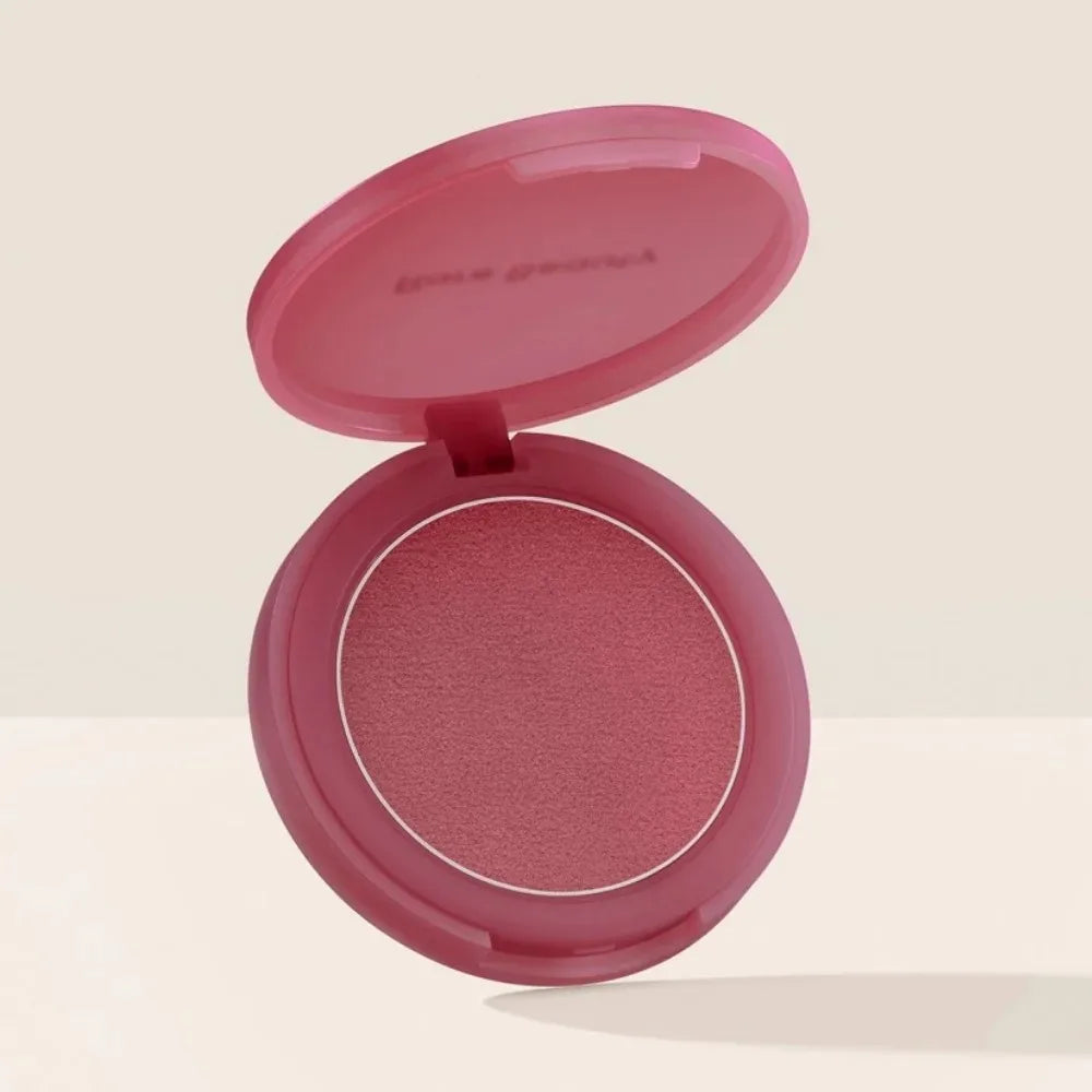 Hydrating Waterproof Lip Gloss – Long-Lasting Moisturizing Shine